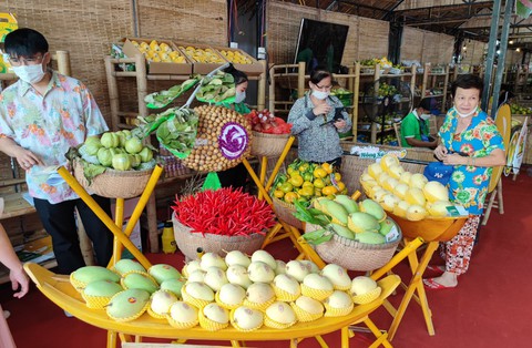 Hơn 1.000 doanh nghiệp tham gia khai mạc Kết nối cung cầu TP.HCM và các tỉnh thành - Ảnh 1. Hơn 1.000 doanh nghiệp tham gia khai mạc Kết nối cung cầu TP.HCM và các tỉnh thành - Ảnh 1.