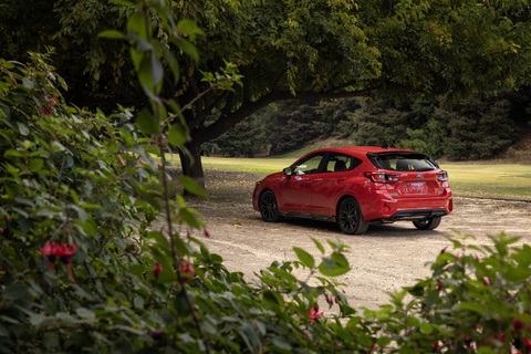 Subaru Impreza đời mới ra mắt: Bản thấp nhất vẫn đủ gói an toàn - Ảnh 2. Subaru Impreza đời mới ra mắt: Bản thấp nhất vẫn đủ gói an toàn - Ảnh 2.
