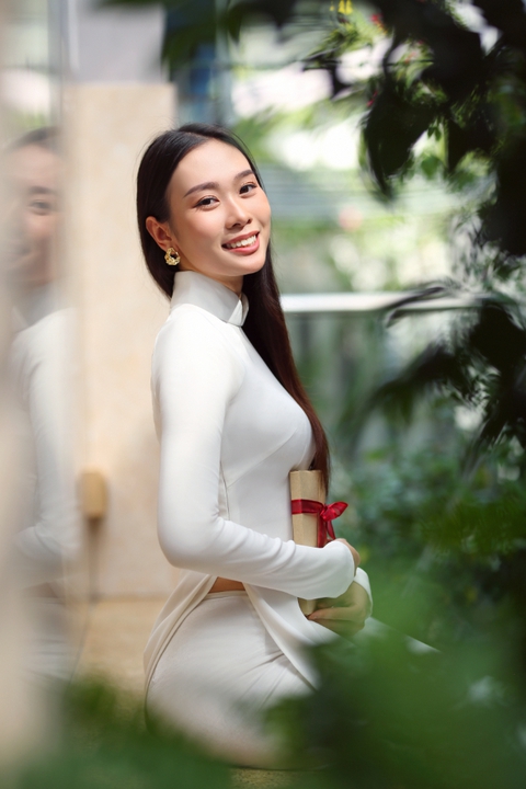 Hoa hậu Ban Mai xinh tươi về thăm trường cũ, giao lưu truyền cảm hứng cho đàn em - Ảnh 5. Hoa hậu Ban Mai xinh tươi về thăm trường cũ, giao lưu truyền cảm hứng cho đàn em - Ảnh 5.