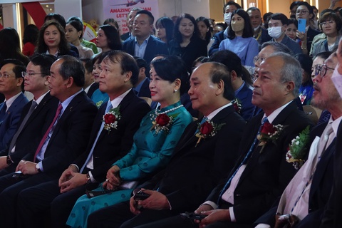 Chủ tịch nước mong có lớp nhân tài người Việt trên đất Thái - Ảnh 5. Chủ tịch nước mong có lớp nhân tài người Việt trên đất Thái - Ảnh 5.