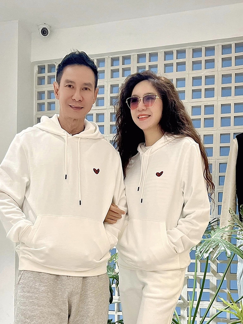 Ảnh vui sao Việt 18-11: Gia đình Đông Nhi đi xe máy khám phá Hà Nội - Ảnh 7. Ảnh vui sao Việt 18-11: Gia đình Đông Nhi đi xe máy khám phá Hà Nội - Ảnh 7.
