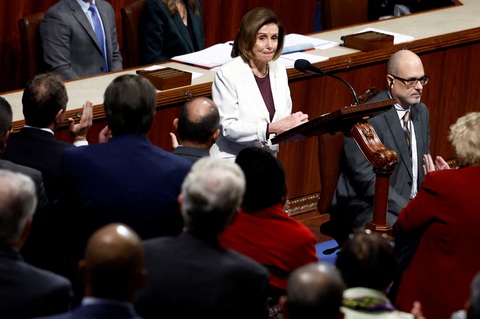 Chủ tịch Hạ viện Mỹ Nancy Pelosi từ chức - Ảnh 1. Chủ tịch Hạ viện Mỹ Nancy Pelosi từ chức - Ảnh 1.