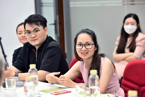 Thí sinh cuộc thi nấu phở ngon tự tin so găng - Ảnh 1. Thí sinh cuộc thi nấu phở ngon tự tin so găng - Ảnh 1.