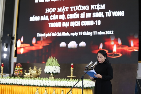 Tưởng niệm đồng bào, cán bộ chiến sĩ hy sinh, tử vong trong đại dịch COVID-19 - Ảnh 2. Tưởng niệm đồng bào, cán bộ chiến sĩ hy sinh, tử vong trong đại dịch COVID-19 - Ảnh 2.