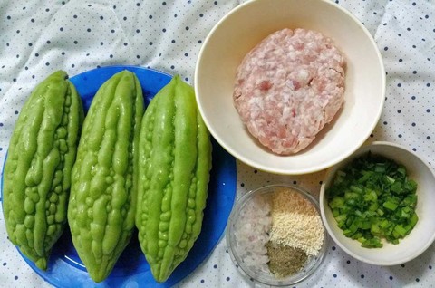 Chái bếp sau nhà có nồi khổ qua - Ảnh 3. Chái bếp sau nhà có nồi khổ qua - Ảnh 3.