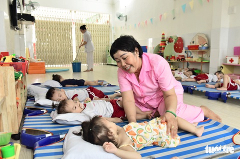 Phản hồi cuối tuần: Nhiều hoạt động tri ân thầy cô; Chung tay để có nhà vệ sinh công cộng sạch đẹp - Ảnh 1. Phản hồi cuối tuần: Nhiều hoạt động tri ân thầy cô; Chung tay để có nhà vệ sinh công cộng sạch đẹp - Ảnh 1.