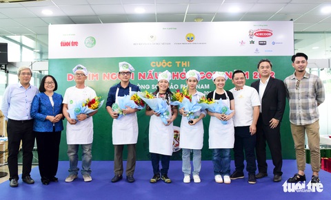 Thí sinh phía Nam làm đau đầu ban giám khảo vì nấu phở quá ngon! - Ảnh 11. Thí sinh phía Nam làm đau đầu ban giám khảo vì nấu phở quá ngon! - Ảnh 11.