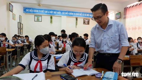 Dạy học trò hướng thiện, làm người tử tế - Ảnh 2. Dạy học trò hướng thiện, làm người tử tế - Ảnh 2.