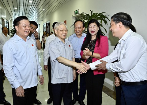 Tổng bí thư Nguyễn Phú Trọng: Chúng ta khuyến khích ai đã trót nhúng chàm rồi thì rửa tay đi - Ảnh 2. Tổng bí thư Nguyễn Phú Trọng: Chúng ta khuyến khích ai đã trót nhúng chàm rồi thì rửa tay đi - Ảnh 2.