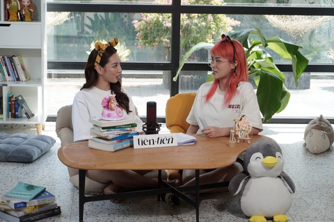 Thùy Tiên kể hết bí mật trong chuỗi podcast ‘Tiên Tiến’ cùng MisThy - Ảnh 2. Thùy Tiên kể hết bí mật trong chuỗi podcast ‘Tiên Tiến’ cùng MisThy - Ảnh 2.