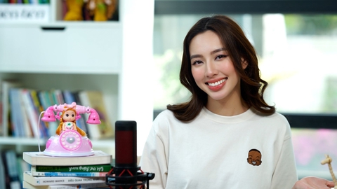 Thùy Tiên kể hết bí mật trong chuỗi podcast ‘Tiên Tiến’ cùng MisThy - Ảnh 5. Thùy Tiên kể hết bí mật trong chuỗi podcast ‘Tiên Tiến’ cùng MisThy - Ảnh 5.