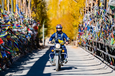 Chạy xe máy dưới núi tuyết tại Ladakh và kỷ niệm lạc đường trong đêm của travel blogger Việt - Ảnh 10. Chạy xe máy dưới núi tuyết tại Ladakh và kỷ niệm lạc đường trong đêm của travel blogger Việt - Ảnh 10.