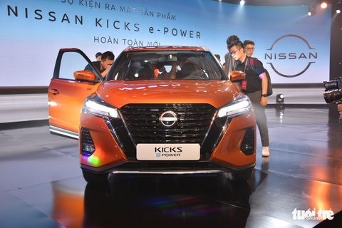 Nissan Kicks ra mắt Việt Nam: Xe điện chạy xăng, giá cao nhất 858 triệu đồng - Ảnh 1. Nissan Kicks ra mắt Việt Nam: Xe điện chạy xăng, giá cao nhất 858 triệu đồng - Ảnh 1.
