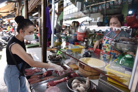 Phản hồi 2-11: Văn nghệ sĩ, người nổi tiếng yếu đuối, quảng cáo thuốc suốt ngày nói lên điều gì? - Ảnh 5. Phản hồi 2-11: Văn nghệ sĩ, người nổi tiếng yếu đuối, quảng cáo thuốc suốt ngày nói lên điều gì? - Ảnh 5.