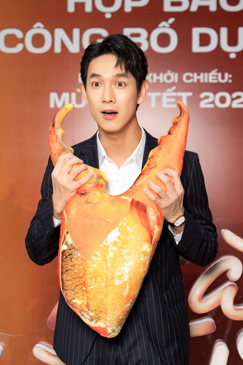 Trấn Thành bị Lê Giang, Khả Như thi nhau ‘bóc phốt - Ảnh 4. Trấn Thành bị Lê Giang, Khả Như thi nhau ‘bóc phốt - Ảnh 4.