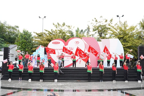 Dai-ichi Life - Cung Đường Yêu Thương 2022 đến Cần Thơ - Ảnh 1. Dai-ichi Life - Cung Đường Yêu Thương 2022 đến Cần Thơ - Ảnh 1.