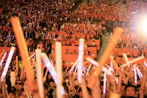 FWD Music Tour Cần Thơ lan tỏa thông điệp ‘Tiến bước sống đầy - Ảnh 3. FWD Music Tour Cần Thơ lan tỏa thông điệp ‘Tiến bước sống đầy - Ảnh 3.