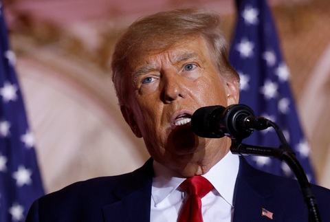 Elon Musk lập thăm dò cho ông Trump trở lại Twitter - Ảnh 2. Elon Musk lập thăm dò cho ông Trump trở lại Twitter - Ảnh 2.