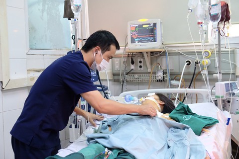Tin tức sáng 3-1: Số ca COVID-19 mới dưới 100; Năm 2022 có 143.000 doanh nghiệp rút khỏi thị trường - Ảnh 7. Tin tức sáng 3-1: Số ca COVID-19 mới dưới 100; Năm 2022 có 143.000 doanh nghiệp rút khỏi thị trường - Ảnh 7.