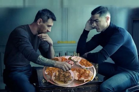 Ảnh chế khoảnh khắc lịch sử của Ronaldo và Messi - Ảnh 6. Ảnh chế khoảnh khắc lịch sử của Ronaldo và Messi - Ảnh 6.