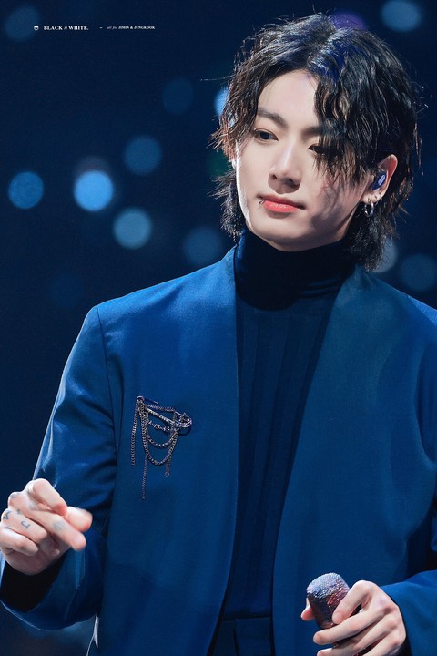 Sự nghiệp lẫy lừng của Jungkook, ca sĩ gây sốt ở World Cup 2022 - Ảnh 4. Sự nghiệp lẫy lừng của Jungkook, ca sĩ gây sốt ở World Cup 2022 - Ảnh 4.