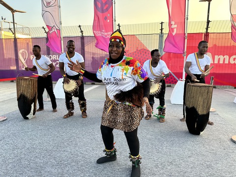 World Cup mộng mơ bắt đầu - Ảnh 1. World Cup mộng mơ bắt đầu - Ảnh 1.