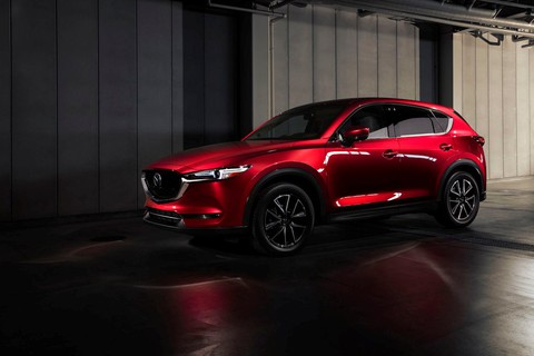 Mazda nâng cấp màu sơn đỏ huyền thoại nhưng bỏ rơi BT-50 - Ảnh 2. Mazda nâng cấp màu sơn đỏ huyền thoại nhưng bỏ rơi BT-50 - Ảnh 2.