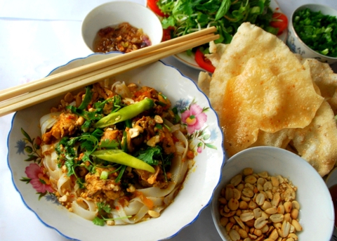 Nhớ những bữa mì Quảng cuối năm - Ảnh 1. Nhớ những bữa mì Quảng cuối năm - Ảnh 1.