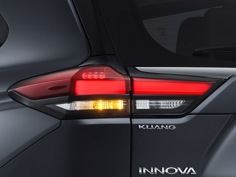 Chi tiết Toyota Innova Zenix - Bản cao nhất, sang xịn như SUV đàn anh - Ảnh 16. Chi tiết Toyota Innova Zenix - Bản cao nhất, sang xịn như SUV đàn anh - Ảnh 16.