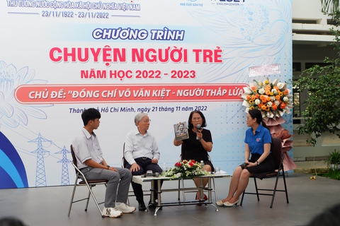 Học sinh ngôi trường mang tên Võ Văn Kiệt cùng tìm hiểu về ông - Ảnh 3. Học sinh ngôi trường mang tên Võ Văn Kiệt cùng tìm hiểu về ông - Ảnh 3.