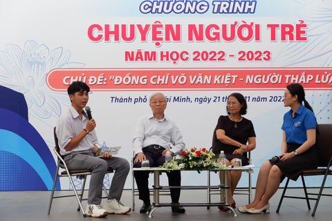 Học sinh ngôi trường mang tên Võ Văn Kiệt cùng tìm hiểu về ông - Ảnh 4. Học sinh ngôi trường mang tên Võ Văn Kiệt cùng tìm hiểu về ông - Ảnh 4.