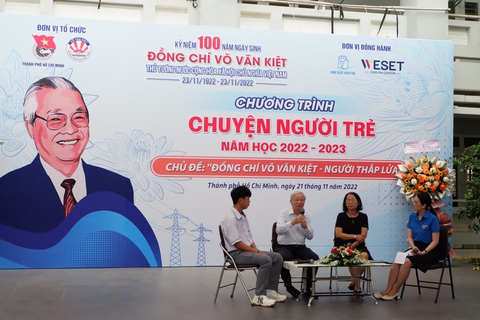 Học sinh ngôi trường mang tên Võ Văn Kiệt cùng tìm hiểu về ông - Ảnh 2. Học sinh ngôi trường mang tên Võ Văn Kiệt cùng tìm hiểu về ông - Ảnh 2.