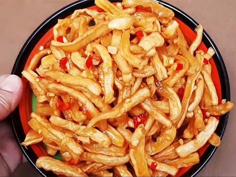 Củ cải ngâm nước mắm thương nhớ bao mùa Tết - Ảnh 1. Củ cải ngâm nước mắm thương nhớ bao mùa Tết - Ảnh 1.