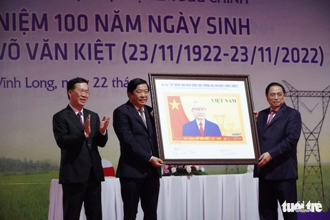 Lãnh đạo Đảng, Nhà nước và Quốc hội dâng hương, hoa cố Thủ tướng Võ Văn Kiệt - Ảnh 2. Lãnh đạo Đảng, Nhà nước và Quốc hội dâng hương, hoa cố Thủ tướng Võ Văn Kiệt - Ảnh 2.