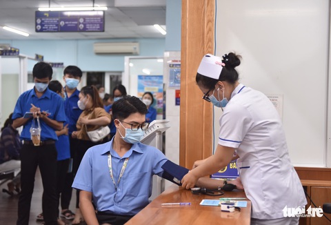 5.000 người nghèo, đoàn viên thanh niên TP.HCM sẽ được khám hậu COVID-19 miễn phí - Ảnh 4. 5.000 người nghèo, đoàn viên thanh niên TP.HCM sẽ được khám hậu COVID-19 miễn phí - Ảnh 4.
