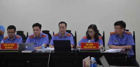 Luật sư: Cựu thứ trưởng Cao Minh Quang sợ khi về thế giới bên kia vẫn còn mang tội - Ảnh 2. Luật sư: Cựu thứ trưởng Cao Minh Quang sợ khi về thế giới bên kia vẫn còn mang tội - Ảnh 2.