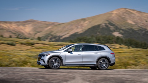 Mercedes-Benz móc túi người dùng thêm 1.200 USD/năm để mở khóa công suất tối ưu xe điện - Ảnh 2. Mercedes-Benz móc túi người dùng thêm 1.200 USD/năm để mở khóa công suất tối ưu xe điện - Ảnh 2.