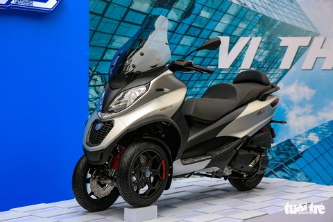 Piaggio MP3 ra mắt Việt Nam: Mô tô 3 bánh, 400 phân khối, giá 330 triệu đồng - Ảnh 2. Piaggio MP3 ra mắt Việt Nam: Mô tô 3 bánh, 400 phân khối, giá 330 triệu đồng - Ảnh 2.