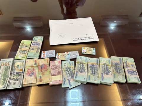 Tạm giữ sáu nghi phạm trong đường dây mua bán, vận chuyển 6.000 viên ma túy - Ảnh 3. Tạm giữ sáu nghi phạm trong đường dây mua bán, vận chuyển 6.000 viên ma túy - Ảnh 3.