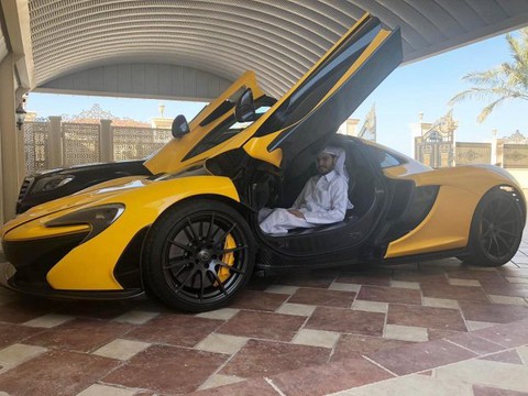 Dàn xe đắt giá của giới rich kid Qatar: Không siêu xe thì cũng phải xế hộp triệu USD - Ảnh 1. Dàn xe đắt giá của giới rich kid Qatar: Không siêu xe thì cũng phải xế hộp triệu USD - Ảnh 1.