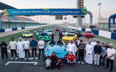 Dàn xe đắt giá của giới rich kid Qatar: Không siêu xe thì cũng phải xế hộp triệu USD - Ảnh 8. Dàn xe đắt giá của giới rich kid Qatar: Không siêu xe thì cũng phải xế hộp triệu USD - Ảnh 8.