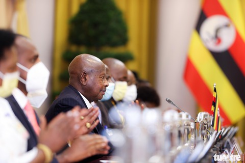 Chủ tịch nước đón và hội đàm với Tổng thống Uganda Yoweri Museveni - Ảnh 4. Chủ tịch nước đón và hội đàm với Tổng thống Uganda Yoweri Museveni - Ảnh 4.