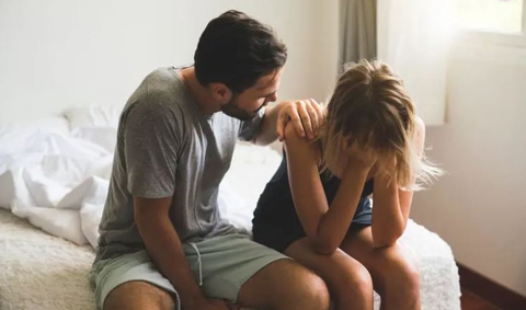 Bị vợ bỏ vì chôm tiền tiết kiệm bơm ngực đi độ xe - Ảnh 2. Bị vợ bỏ vì chôm tiền tiết kiệm bơm ngực đi độ xe - Ảnh 2.