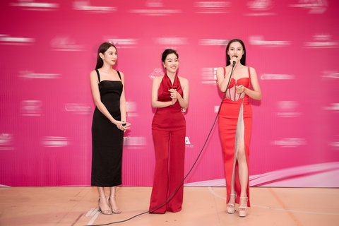 Thùy Tiên từng được lên kế hoạch trở thành ca sĩ trước khi thi Miss Grand International - Ảnh 1. Thùy Tiên từng được lên kế hoạch trở thành ca sĩ trước khi thi Miss Grand International - Ảnh 1.
