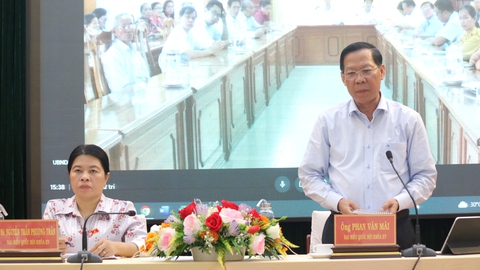 Chủ tịch Phan Văn Mãi hứa với bà con lần cuối về dự án chống ngập - Ảnh 1. Chủ tịch Phan Văn Mãi hứa với bà con lần cuối về dự án chống ngập - Ảnh 1.
