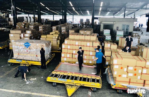 Hàng không ship hàng: Nhất tốc độ - Ảnh 1. Hàng không ship hàng: Nhất tốc độ - Ảnh 1.