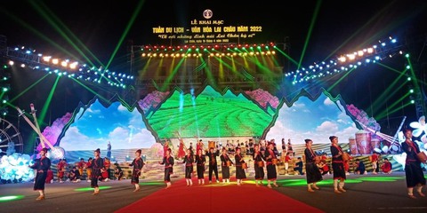 Thưởng thức hát then, đàn tính, khèn, múa xòe của dân tộc Mông, Thái tại TP.HCM - Ảnh 2. Thưởng thức hát then, đàn tính, khèn, múa xòe của dân tộc Mông, Thái tại TP.HCM - Ảnh 2.