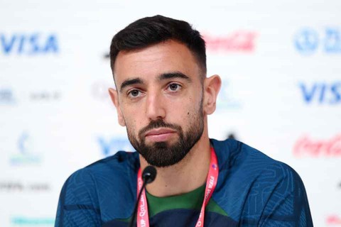Bruno Fernandes: ‘Hãy tiếp tục chỉ trích Ronaldo đi!’ - Ảnh 1. Bruno Fernandes: ‘Hãy tiếp tục chỉ trích Ronaldo đi!’ - Ảnh 1.