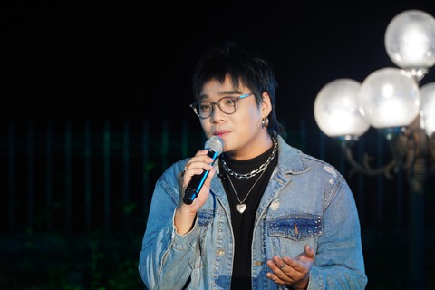 Thư viện Khoa học tổng hợp TP.HCM bừng sáng với đêm nhạc của ký ức - Ảnh 1. Thư viện Khoa học tổng hợp TP.HCM bừng sáng với đêm nhạc của ký ức - Ảnh 1.