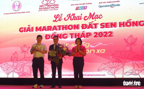 Hơn 3.200 vận động viên từ 12 quốc gia, vùng lãnh thổ dự Giải Marathon đất sen hồng - Ảnh 2. Hơn 3.200 vận động viên từ 12 quốc gia, vùng lãnh thổ dự Giải Marathon đất sen hồng - Ảnh 2.
